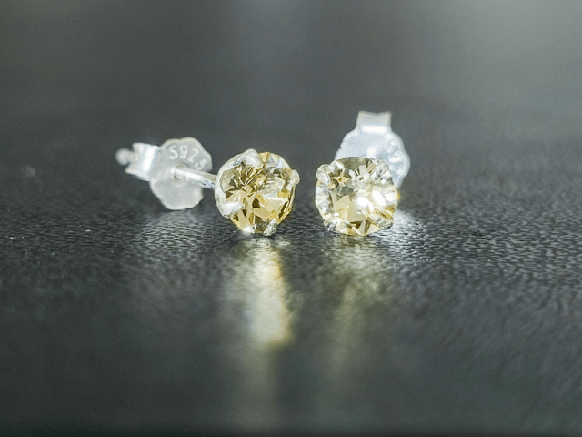 Boucles d'oreilles, cristal 4mm champagne 
